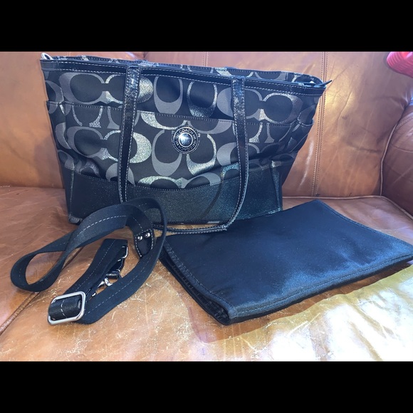 Coach diaper bag - Picture 1 of 3